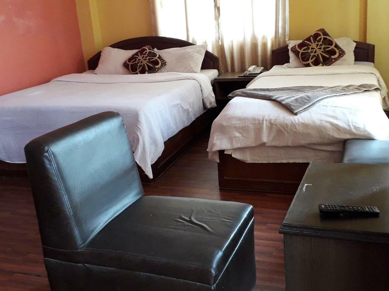 Hotel Vision Gorkhā Esterno foto